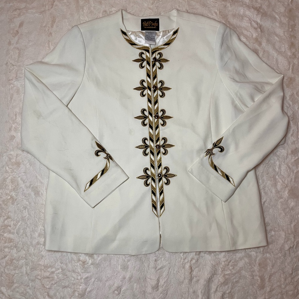 Bob Mackie Wearable Art White Embroidered Jacket Size XL